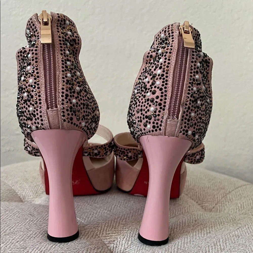 Like New! X Nisiman Rhinestone Bling Pump Blush Pink in Size 6/6.5 US